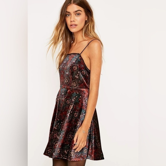 Urban Outfitters Ecote LACE-UP Boho Print Velvet FIT & FLARE Dress Black S - Picture 3 of 13
